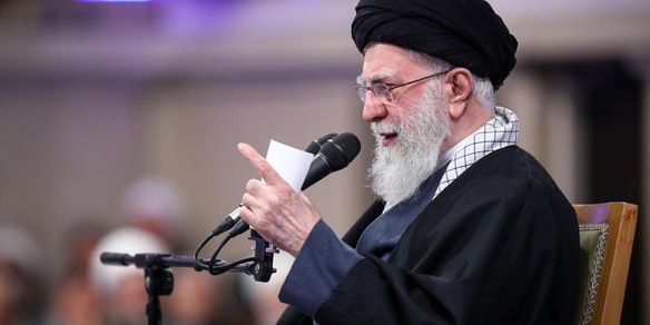 Media, struttura presidenziale iraniana tra gli obiettivi dell'attacco