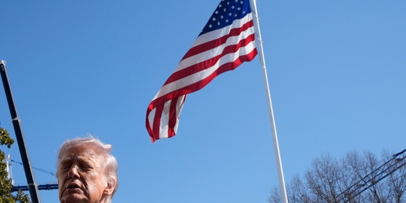 Trump, distruggeremo i missili dell'Iran, non avrà il nucleare