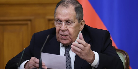 Lavrov parla con Araghchi, 'pronti a cercare soluzioni pacifiche'