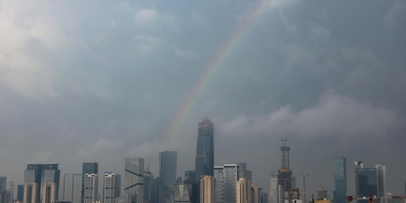 Esplosioni nel centro di Tel Aviv, sirene suonano incessantemente