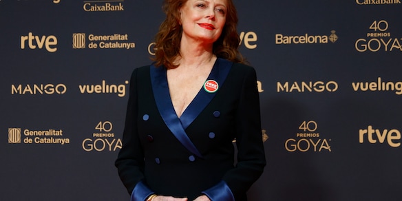 Spille 'Free Palestine' sul red carpet premi Goya del cinema a Barcellona