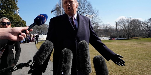 Trump: 'Ci sono alcuni buoni candidati per guidare l'Iran'