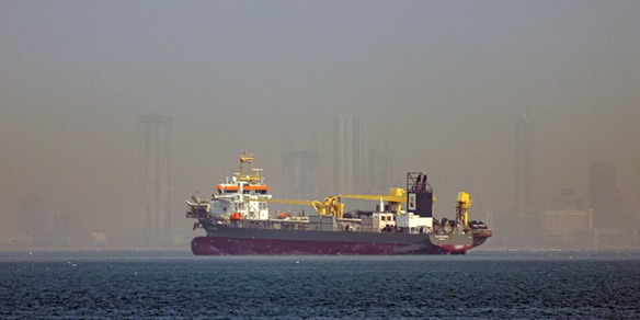 Brent schizza a 80 dollari negli scambi fuori mercato, analisti vedono quota 100