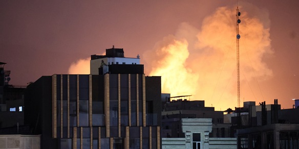 Media Iran, 'raid su commissariato Teheran, civili morti e sotto macerie'