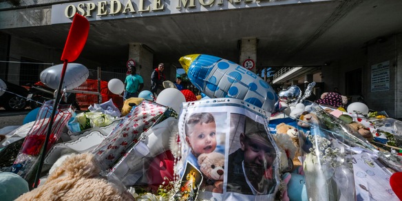 La morte di Domenico, domani incidente probatorio e autopsia