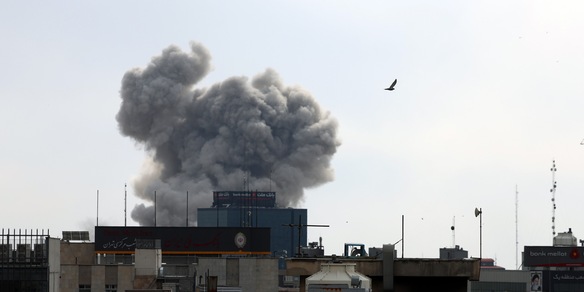 Media, 'colpita sede dell'organismo che eleggerà nuova Guida suprema Iran'