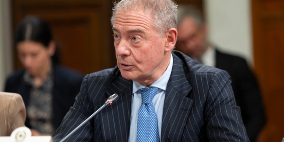 Urso, chiesta ai commissari ex Ilva fine trattativa in 3 settimane