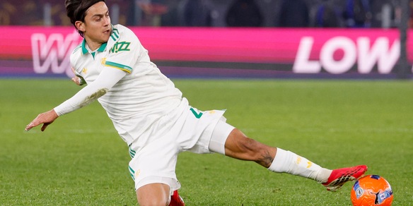 Roma verso il Genoa, lavoro personalizzato per Dybala