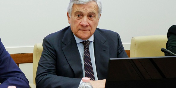 Tajani, 100.000 italiani coinvolti direttamente o meno dalla crisi in Iran