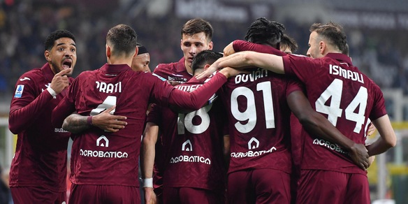 D'Aversa prova la coppia Casadei-Vlasic a supporto di Simeone