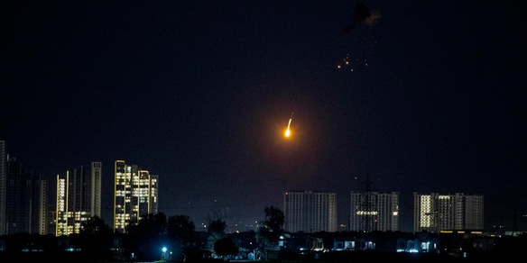 Baghdad, droni contro l'aeroporto e giacimenti petroliferi a Bassora