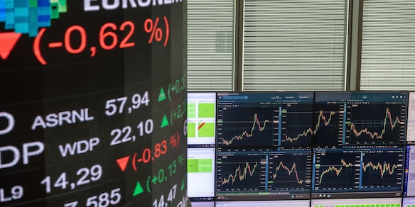 Borsa: l'Europa si assesta, debole Wall Street, Milano -1,1%