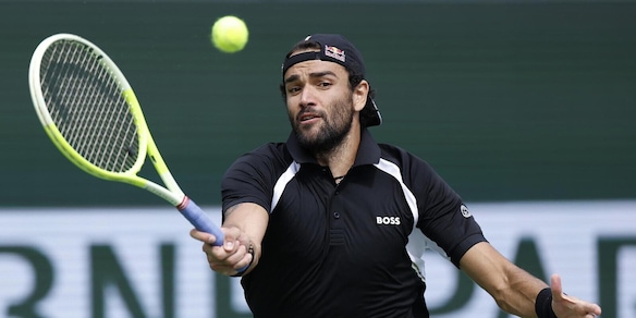 Spento, fuori giri e senza palle break: Berrettini non è ancora lui e Zverev passeggia in campo