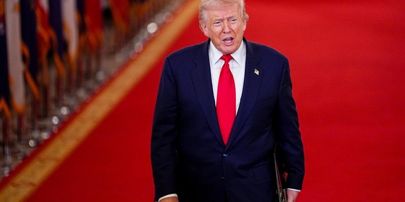 Trump, 'i colossi della difesa Usa quadruplicheranno la produzione'