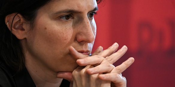 Schlein al governo, 'extragettito Iva per abbassare accise benzina'