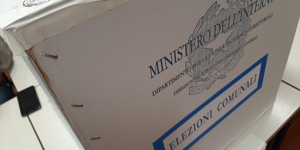 Aperti i seggi a Pescara, si vota in 23 sezioni per le comunali bis