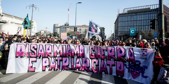 Il grido delle donne in piazza, 'Stop a guerra e patriarcato'