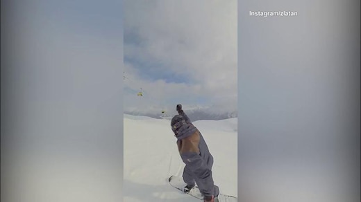 Ibrahimovic a 360 gradi sullo snowboard