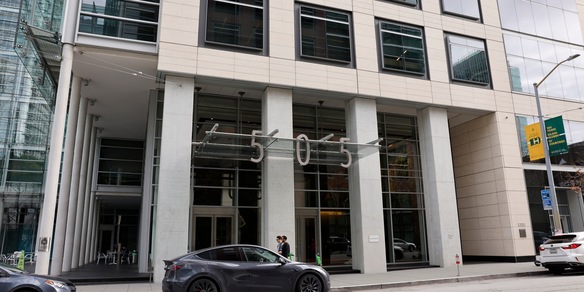 Anthropic fa causa al Pentagono dopo controversia su IA