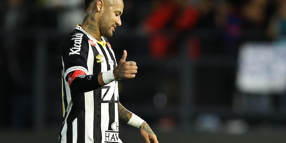 Calcio: Neymar ancora fuori col Santos, a rischio la convocazione ai Mondiali