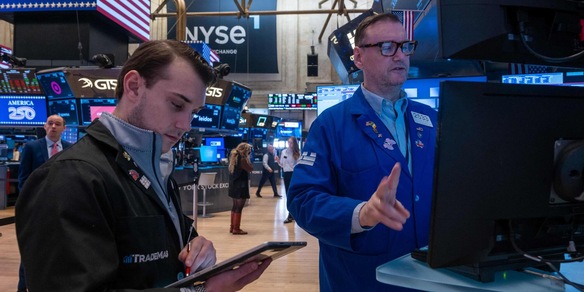 Wall Street apre positiva, Dj +0,07%, Nasdaq +0,22%