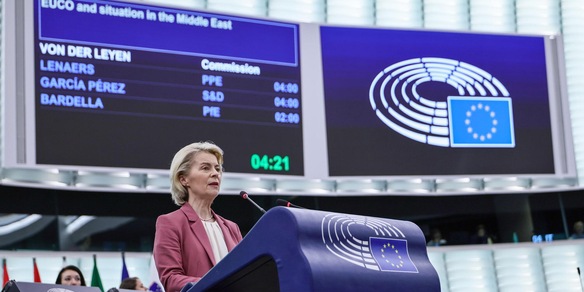Von der Leyen, '10 giorni di guerra costati all'Ue 3 miliardi per energia'