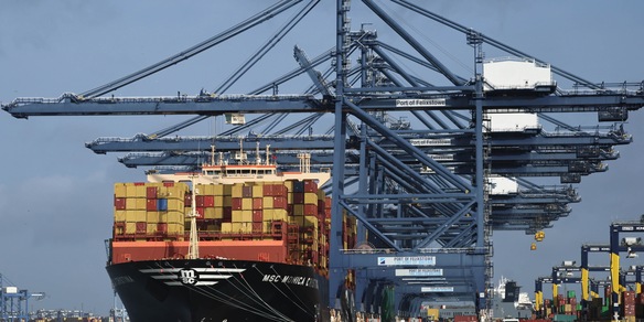 Iran minaccia, 'colpiremo i porti regionali se saranno attaccati i nostri'