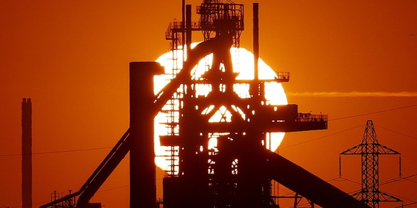 Iran, 'distruggeremo le infrastrutture di petrolio e gas nella regione'