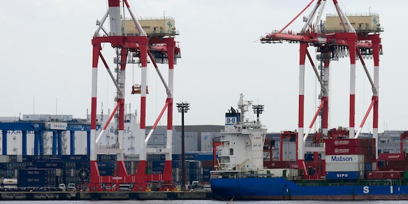 Il petrolio continua a correre, il Brent punta i 103 dollari