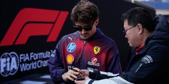 "Dove diavolo perdo?", la frustrazione Leclerc e il messaggio al team radio Ferrari in Cina