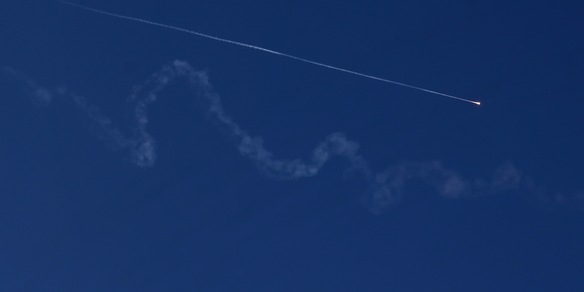 Media Iran, 'forte esplosione a Teheran vicino manifestazioni, presente Larijani'