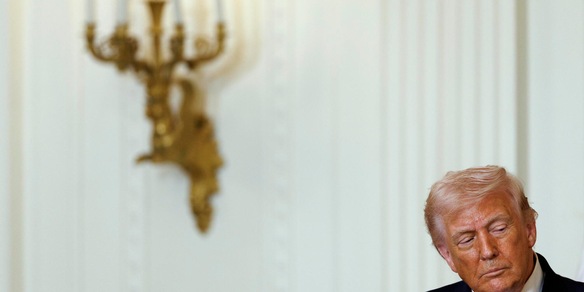 Trump, 'Putin sta aiutando un po' l'Iran nella guerra'