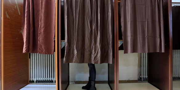 Aperti seggi in Castiglia e Leon, test chiave per Sanchez, Pp e avanzata Vox