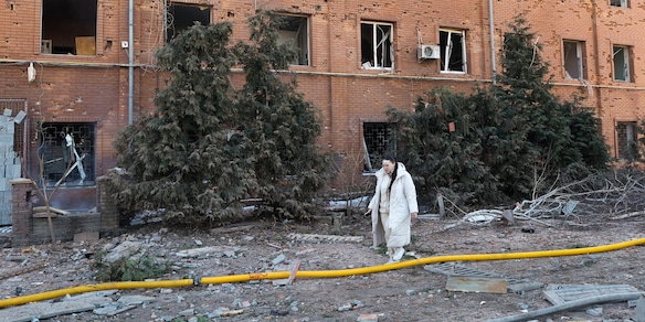 A Kiev attacco con droni in pieno giorno, 'diverse esplosioni'