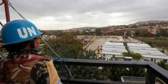 Detriti di razzi su base italiana Unifil in Libano