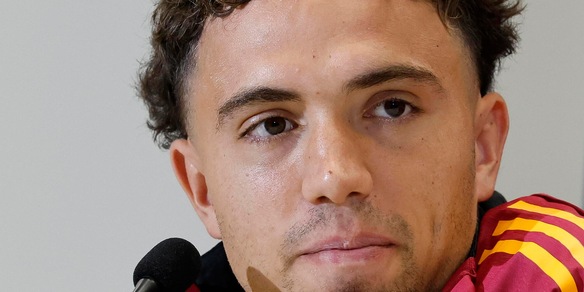 Rapina in casa El Aynaoui, calciatore della Roma chiuso in una stanza