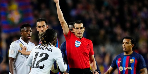 Conference League: lo spagnolo Munuera è l'arbitro di Rakow-Fiorentina