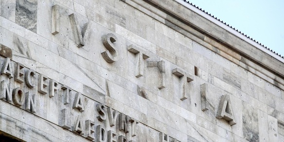 Indagato per caporalato il cognato del presidente della Lombardia