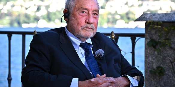Stiglitz, 'shock petrolio, uno dei peggiori eventi per la democrazia'