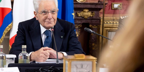 Mattarella firma il decreto legge carburanti
