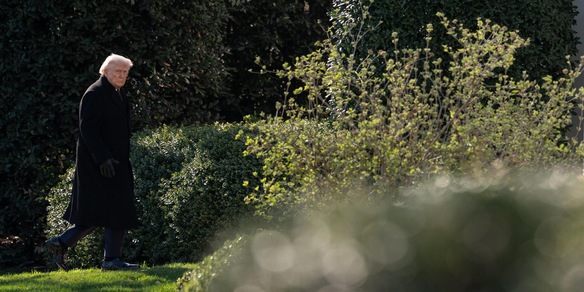 Trump: distruggeremo giacimento di gas dell'Iran se Teheran attaccherà di nuovo sito Qatar