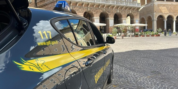 Mimit, Mef e Gdf avviano controlli a tappeto su rispetto prezzi carburanti