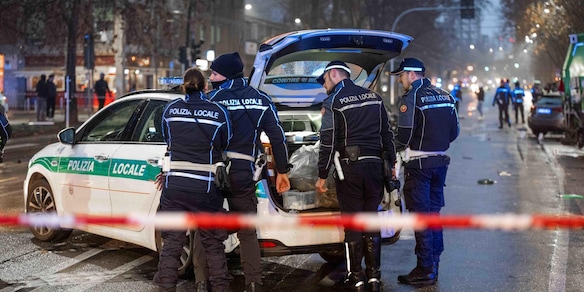 Schianto auto-moto a Milano, morti due ventenni