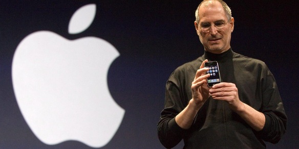 Apple compie 50 anni, la storia iniziata l'1 aprile 1976 in un garage