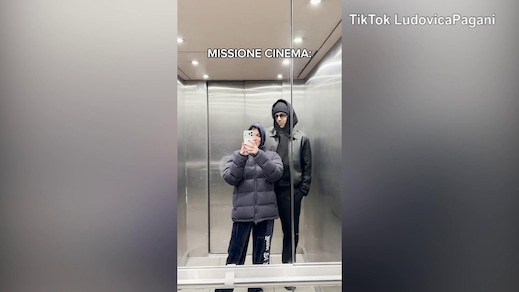 Cinema in incognito? Stephan El Shaarawy e Ludovica Pagani superano la missione