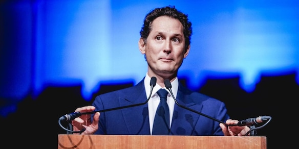 Elkann: "Rimaniamo pienamente impegnati a sostenere il successo della Juve"
