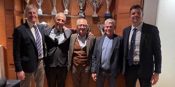 Tevere Remo organizza la 9ª traversata a nuoto