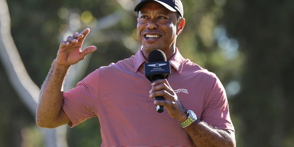 Tiger Woods si 'prende una pausa' dal golf per andare in rehab