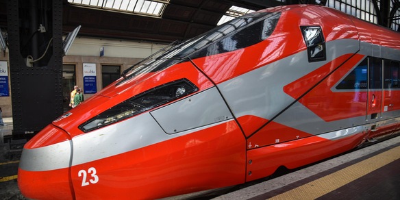 Fs torna in utile, +30 milioni nel 2025