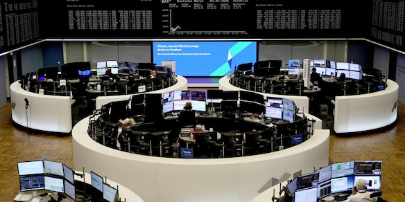 Borsa: l'Europa chiude negativa, si guarda a protocollo Iran per Hormuz